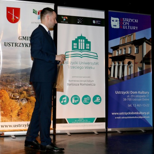 Inauguracja Ustrzyckiego Uniwersytetu Trzeciego Wieku